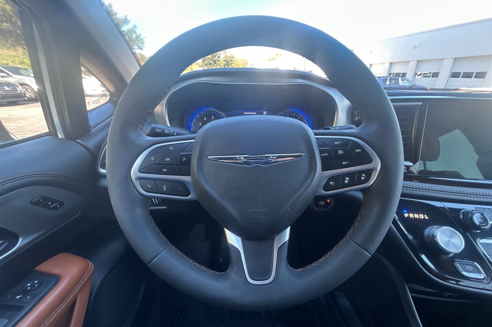 Used 2026 Chrysler Pacifica Pinnacle AWD/4WD image 24