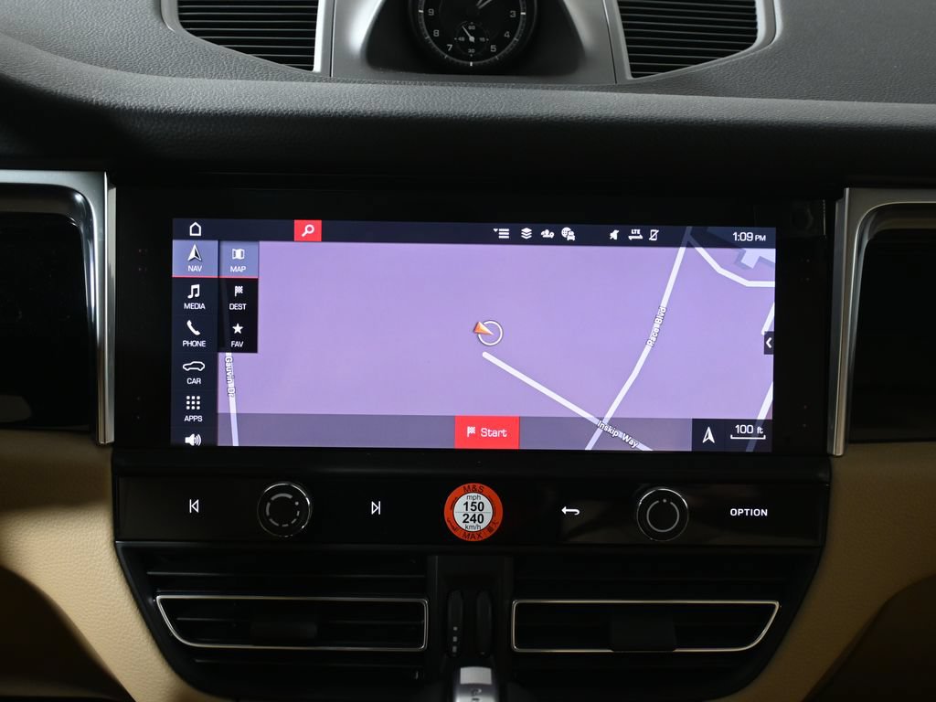 New 2026 Porsche Macan AWD/4WD image 23