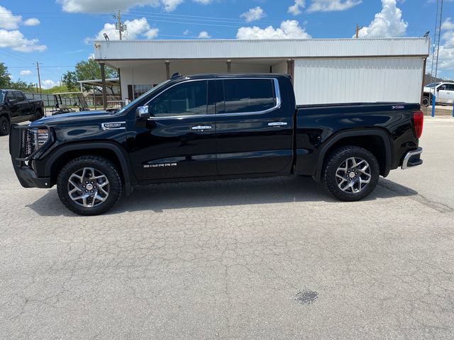 Used 2025 GMC Sierra 1500 SLT AWD/4WD image 3