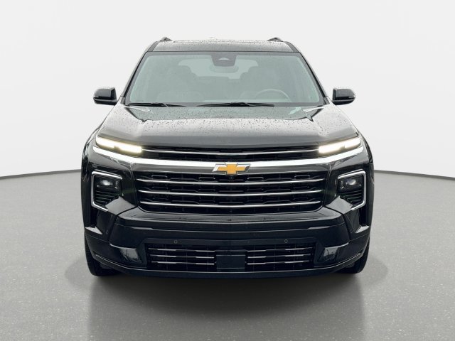 Used 2025 Chevrolet Traverse High Country AWD/4WD image 9