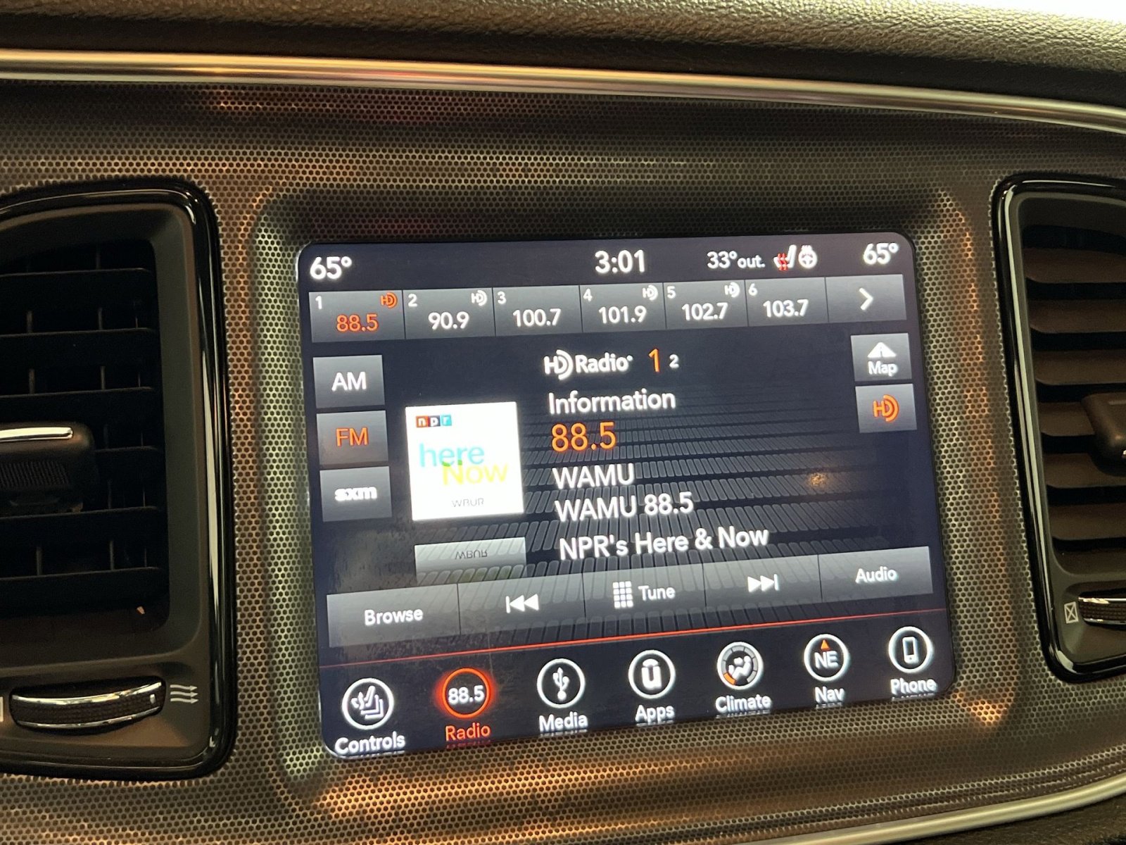 Used 2018 Dodge Challenger GT w/ Driver Convenience Group image 18