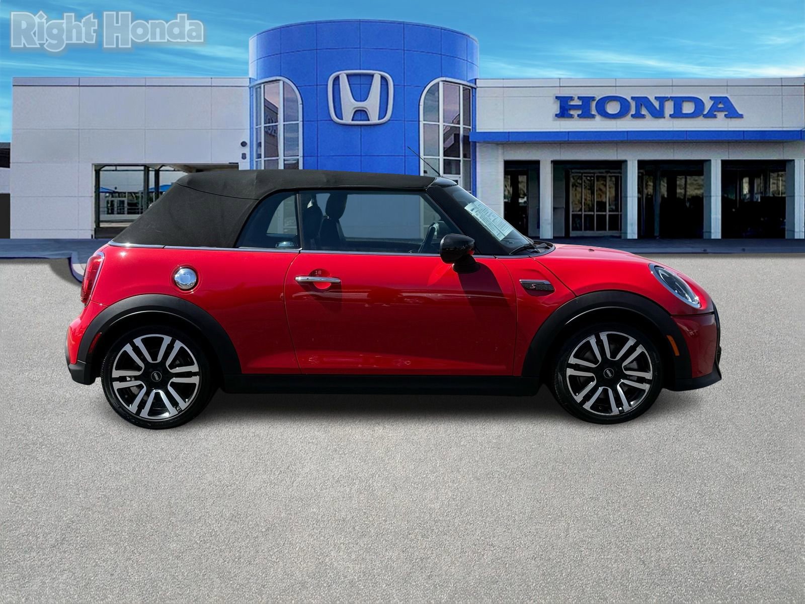 Used 2024 MINI Cooper S FWD image 9