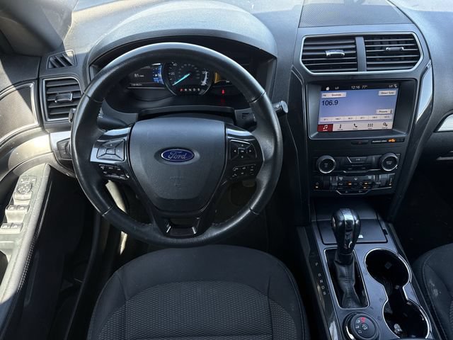 Used 2019 Ford Explorer XLT w/ Equipment Group 201A AWD/4WD image 12