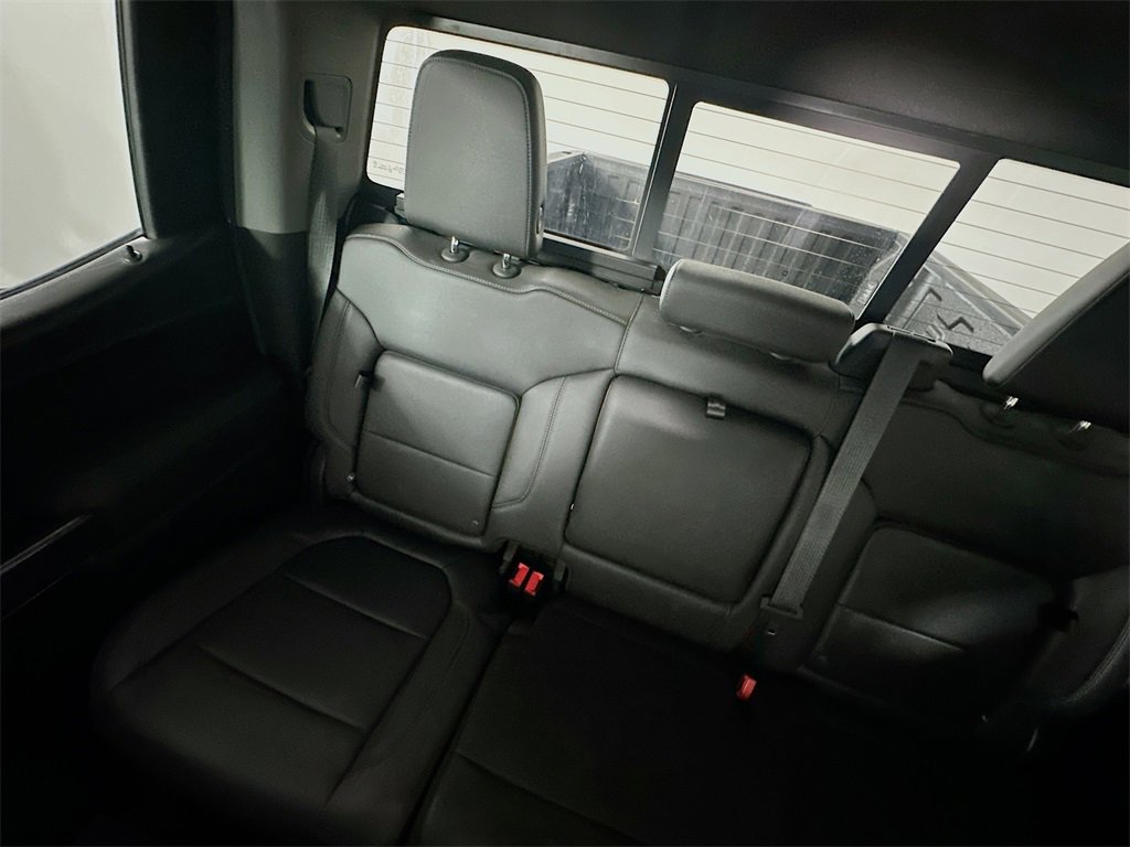 Used 2022 Chevrolet Silverado 1500 LTZ image 12