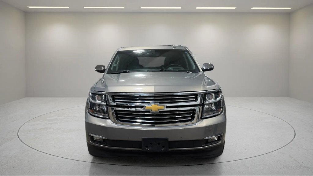 Used 2017 Chevrolet Suburban Premier AWD/4WD image 21
