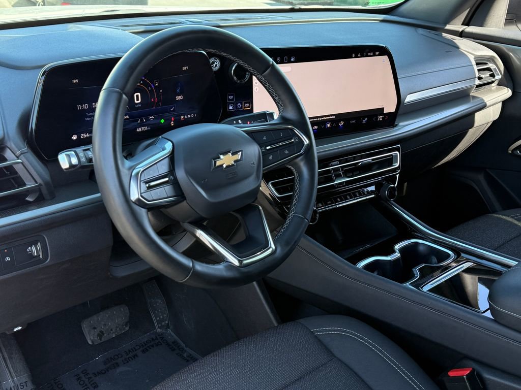 Used 2024 Chevrolet Traverse LT image 20