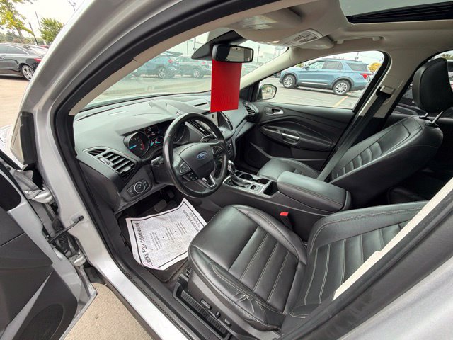 Used 2018 Ford Escape SEL w/ Ford Safe & Smart Package AWD/4WD image 26