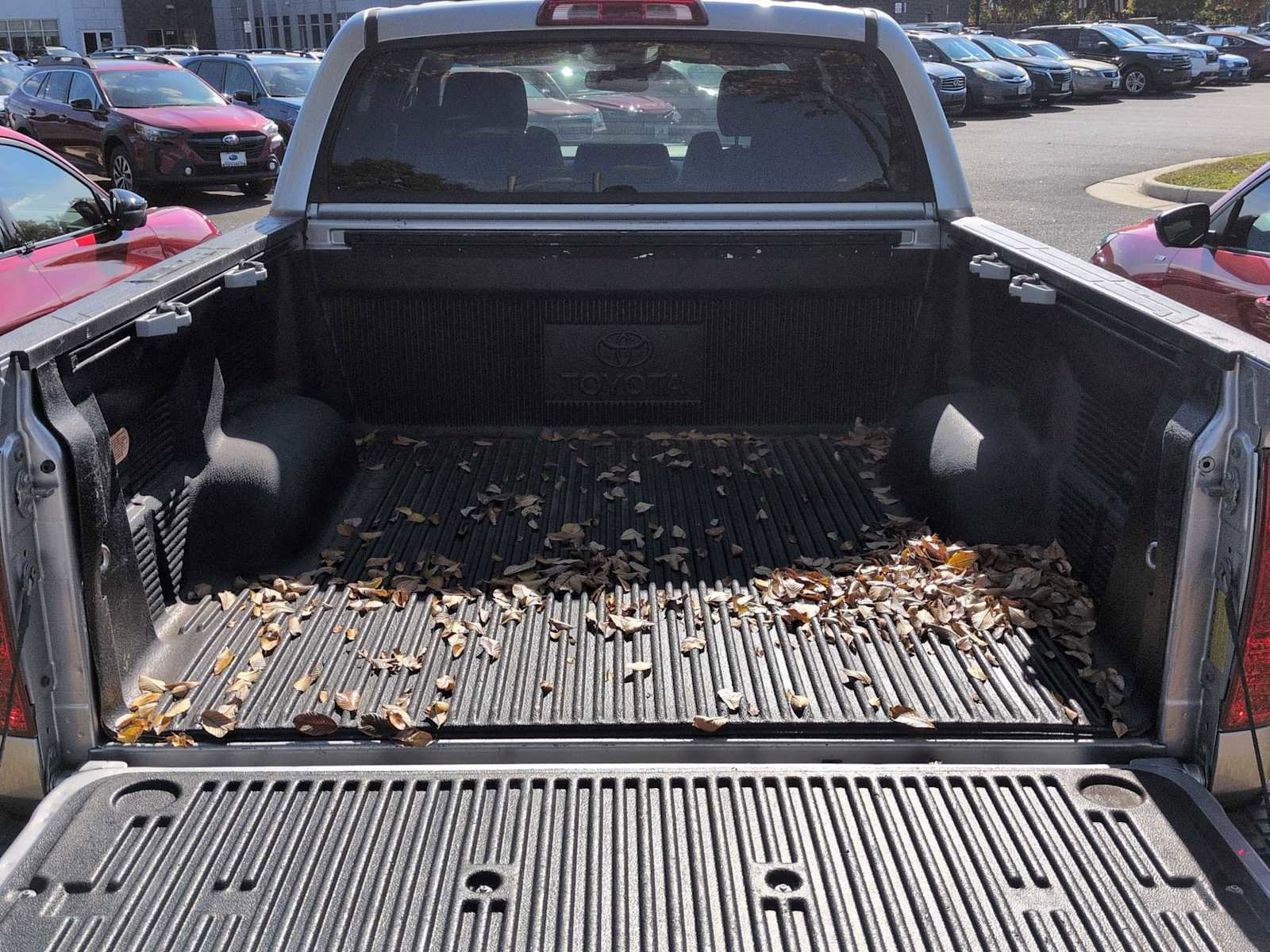 Used 2020 Toyota Tundra SR5 w/ SR5 Upgrade Package image 34