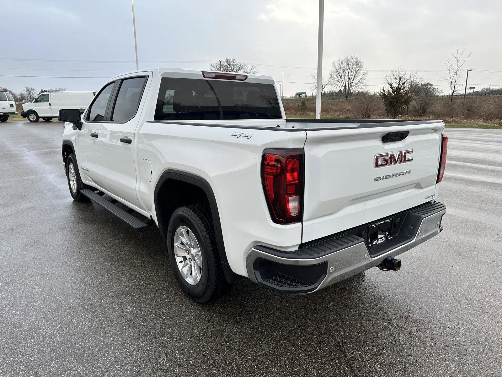 Used 2023 GMC Sierra 1500 Pro w/ Pro Value Package image 3