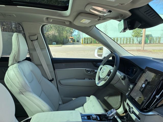New 2026 Volvo XC90 B6 Ultra w/ Protection Package AWD/4WD image 24