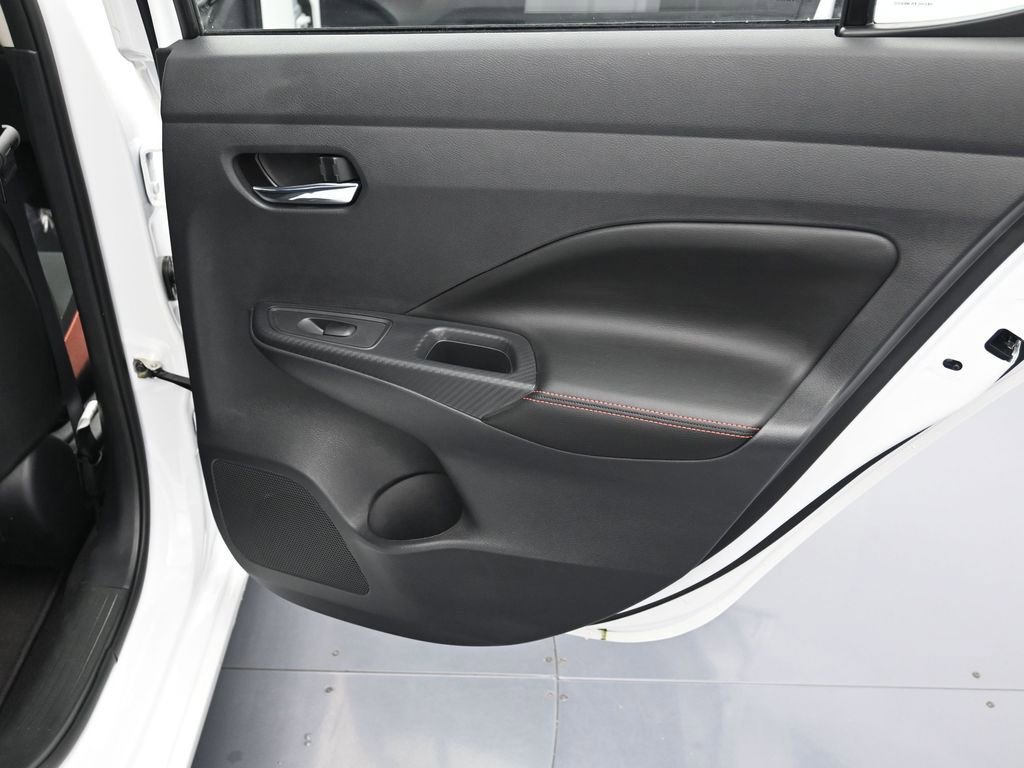 New 2025 Nissan Versa SR w/ Trunk Package FWD image 30
