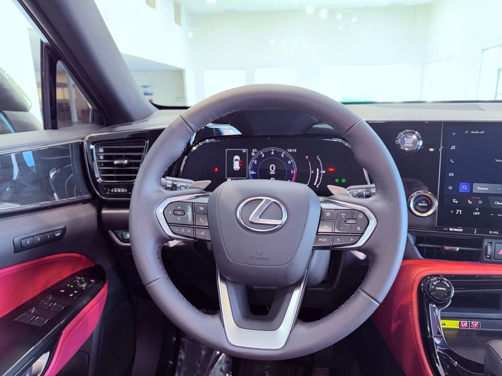 Certified 2025 Lexus NX 250 FWD w/ Towing Package (2000 Lbs) image 18