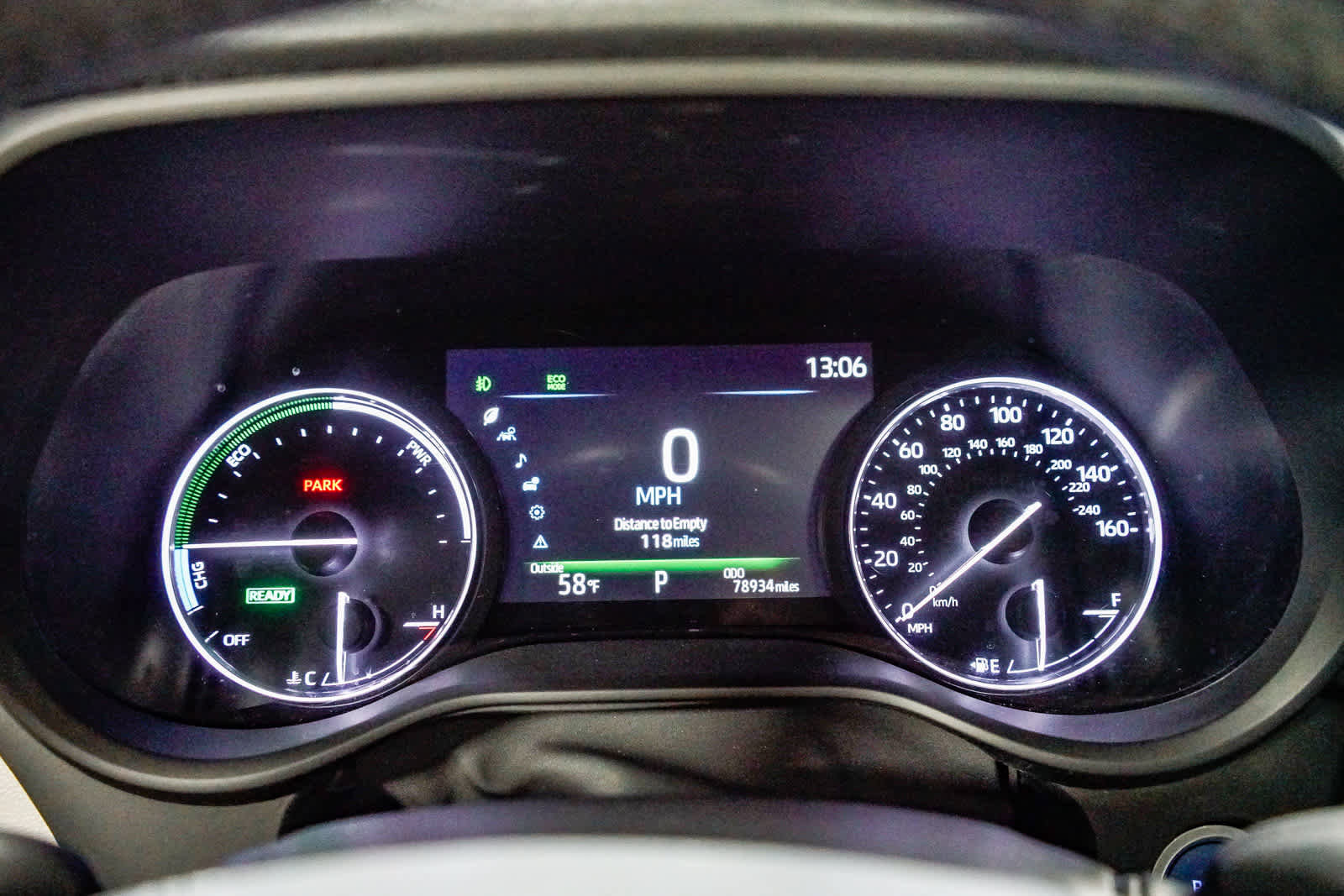 Used 2021 Toyota Sienna Limited image 29