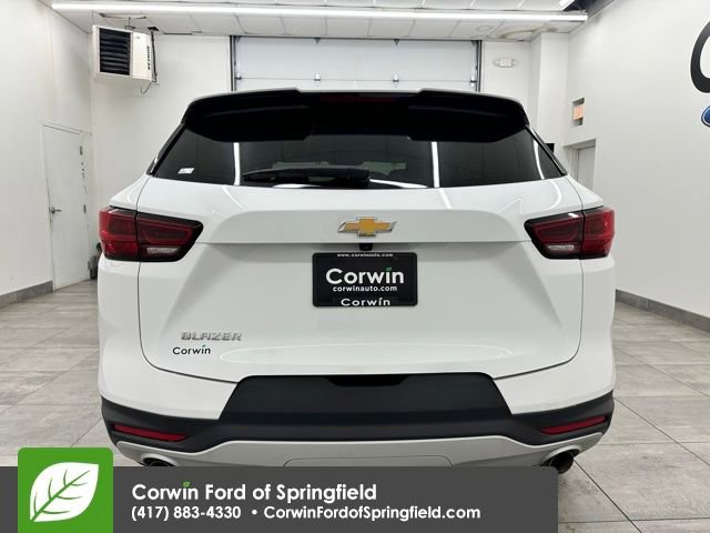 Used 2025 Chevrolet Blazer LT image 4