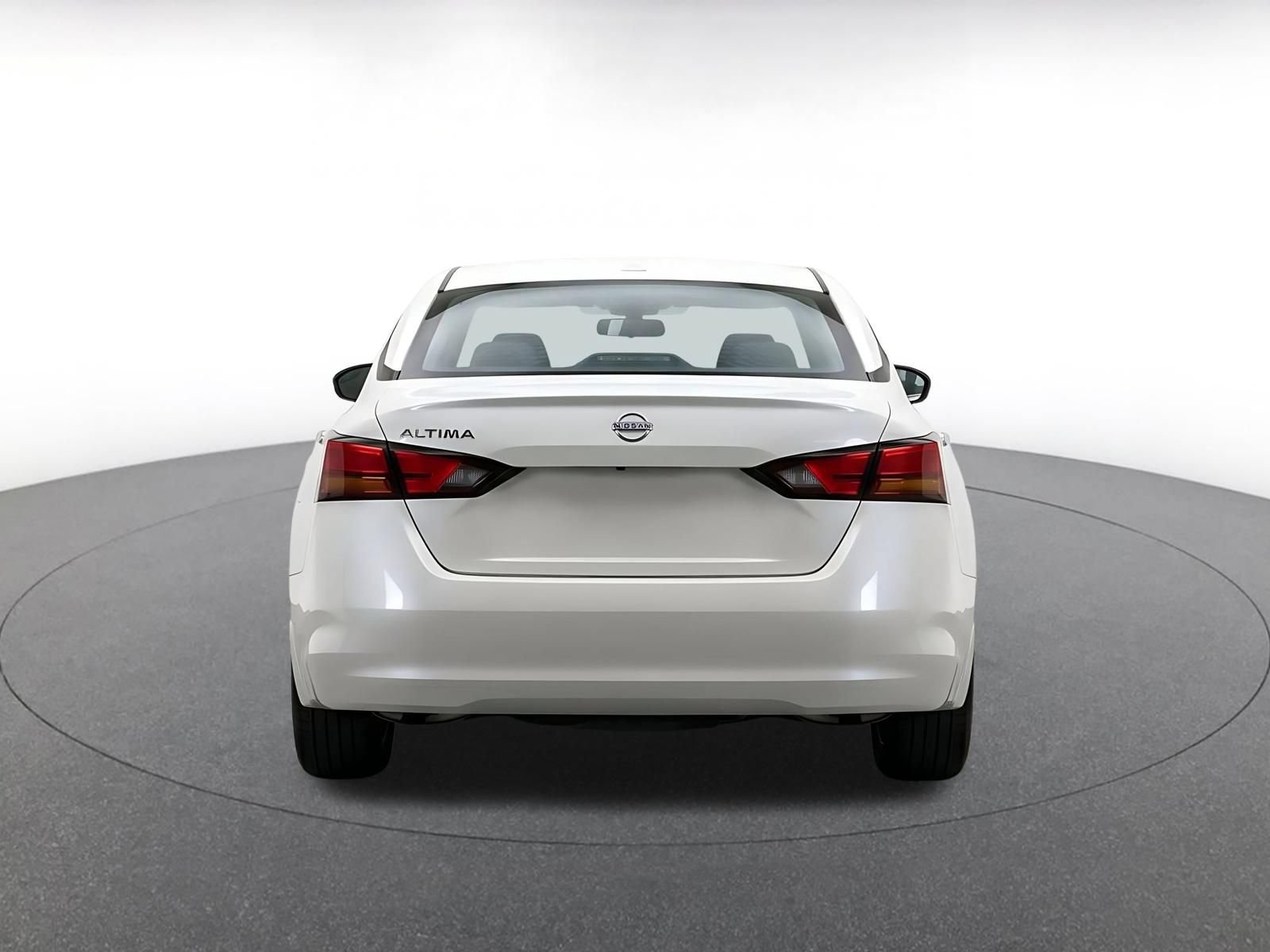 Used 2025 Nissan Altima 2.5 SV FWD image 8