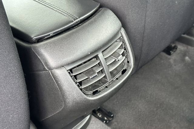 Used 2024 Chevrolet Malibu LT image 14