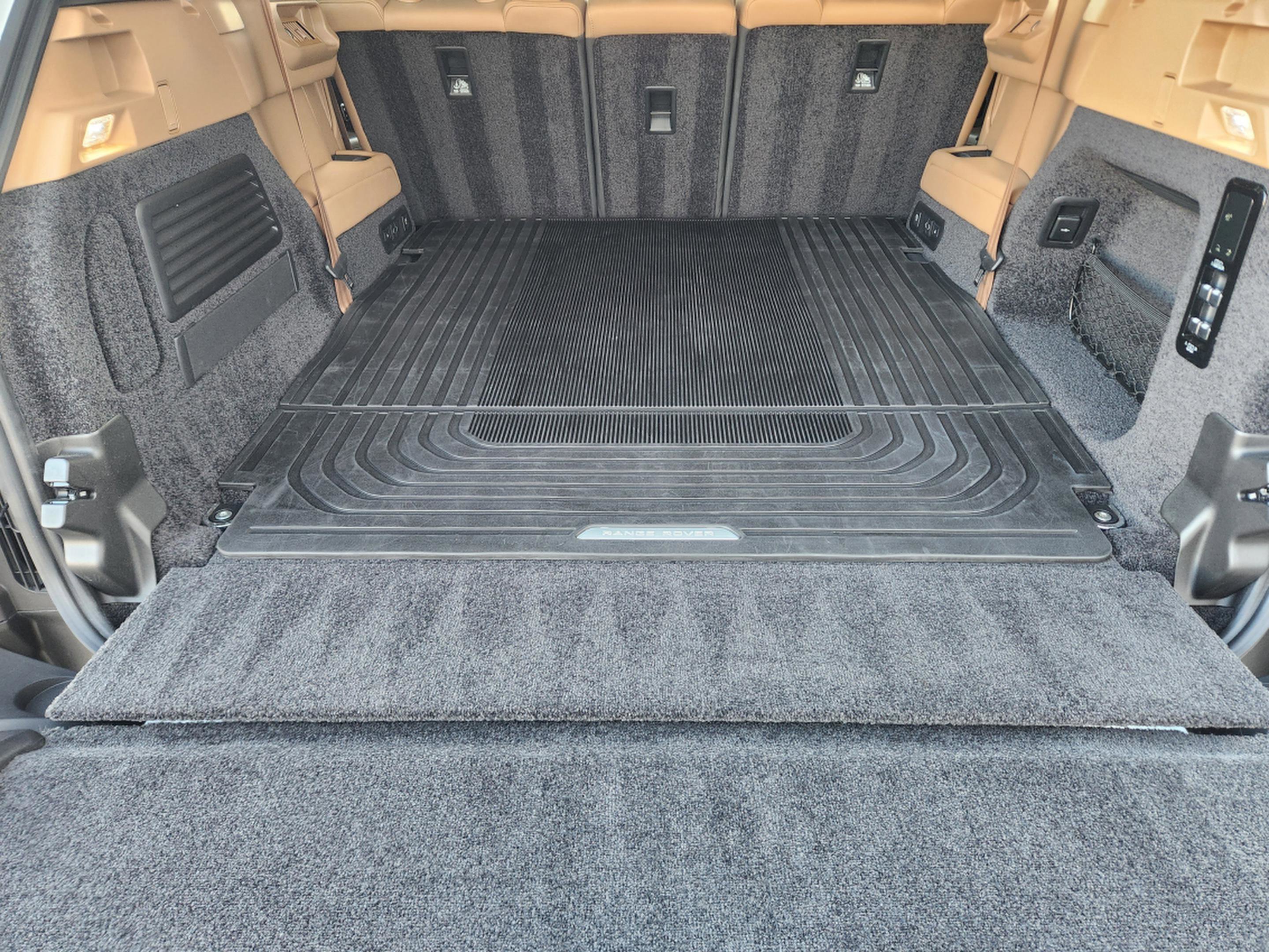 Certified 2023 Land Rover Range Rover Long Wheelbase SE image 34