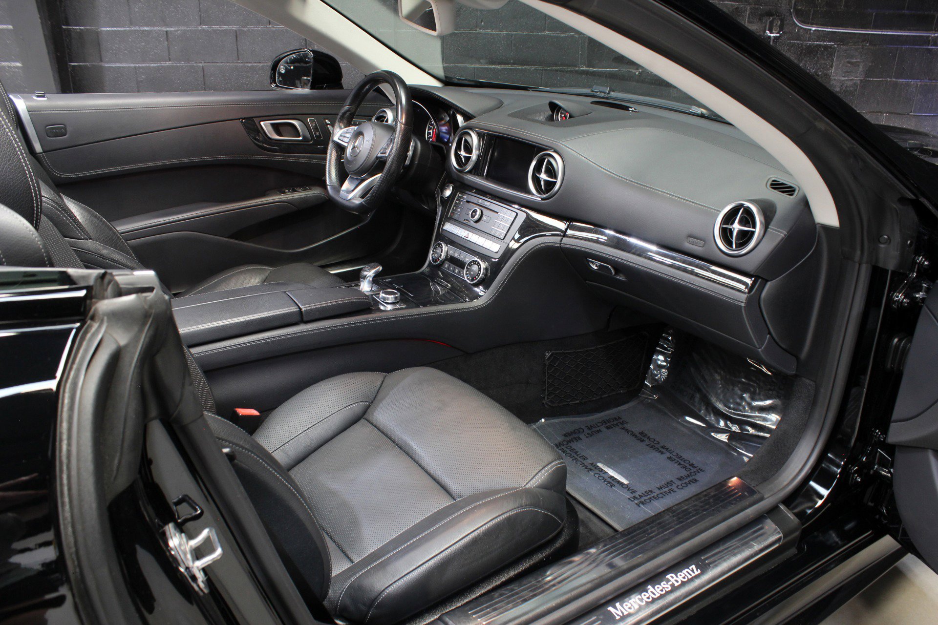 Used 2020 Mercedes-Benz SL 450 image 49