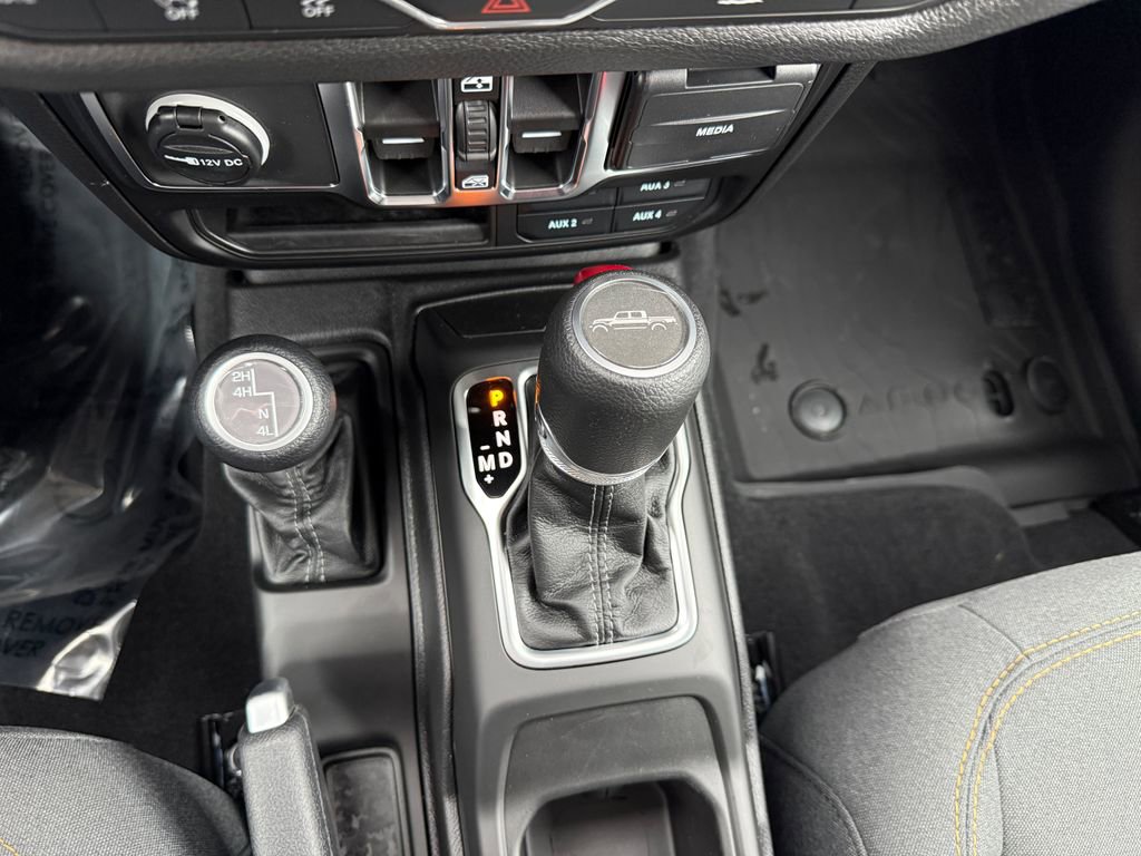 New 2026 Jeep Gladiator Sport AWD/4WD image 38