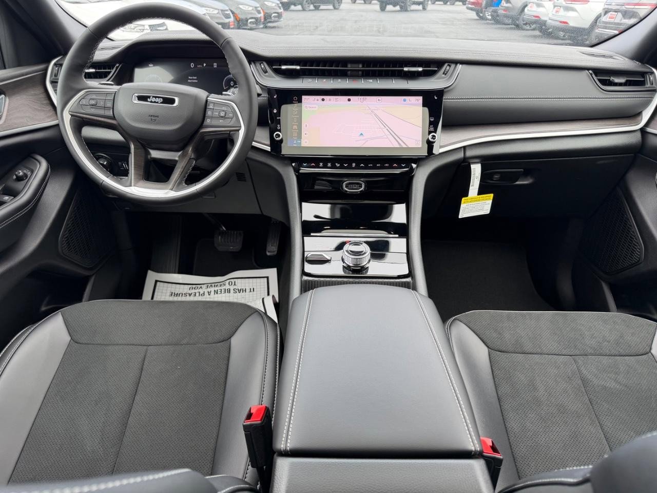 New 2026 Jeep Grand Cherokee Altitude image 12