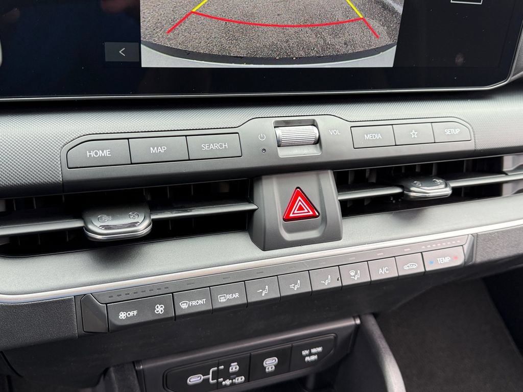 New 2026 Kia K4 FWD image 17