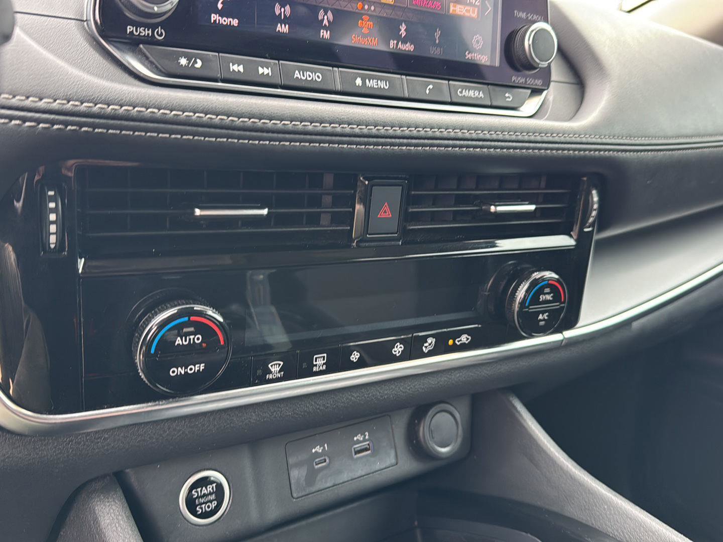 Used 2022 Nissan Rogue SV image 23