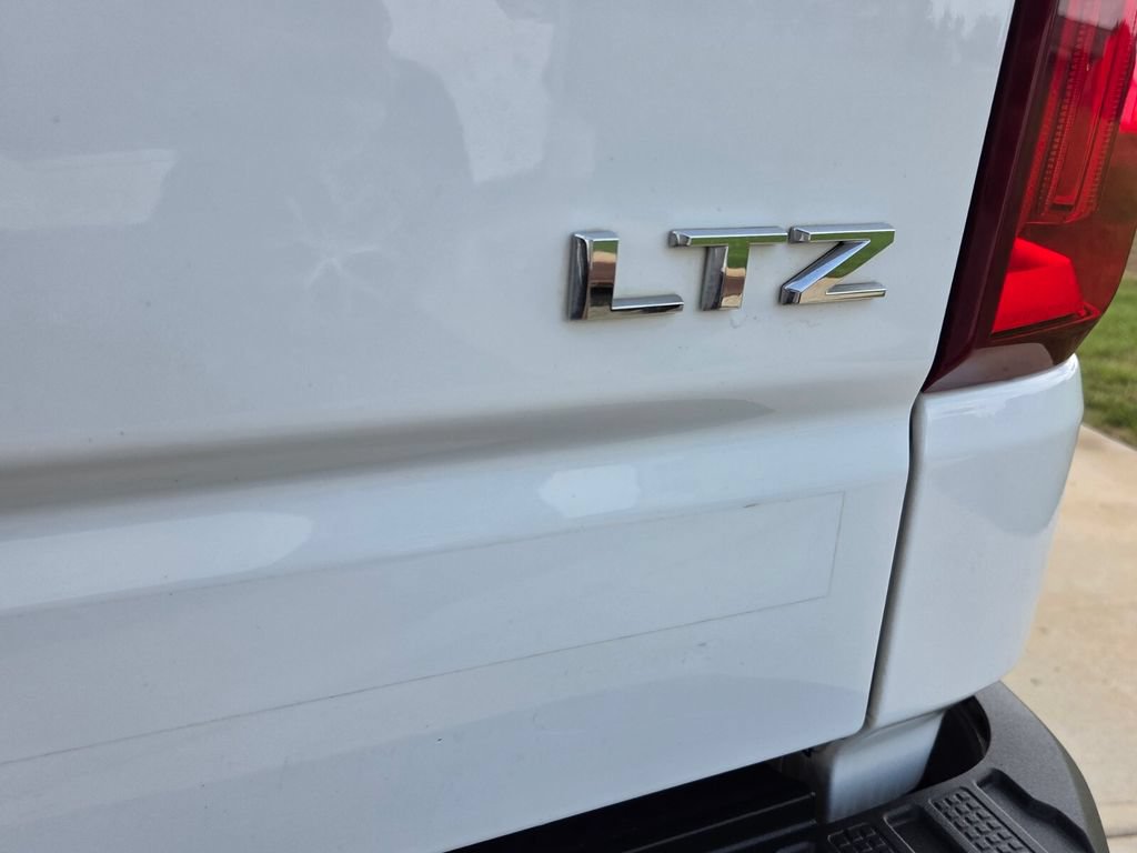 Used 2024 Chevrolet Silverado 1500 LTZ AWD/4WD image 11
