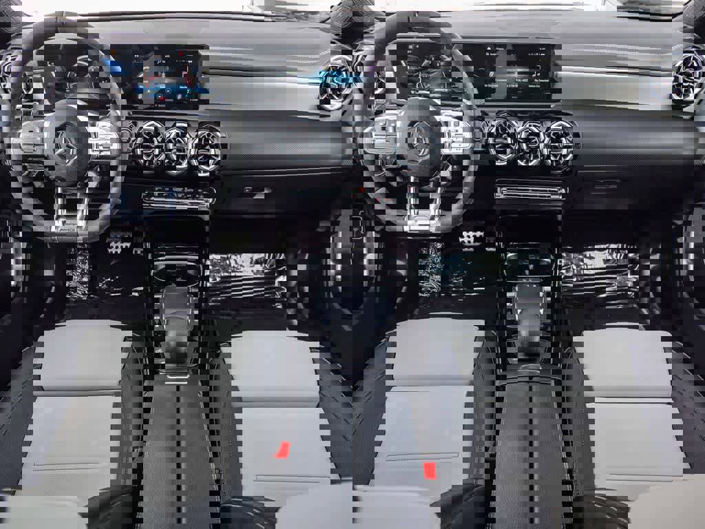 Used 2022 Mercedes-Benz CLA 35 AMG 4MATIC image 11