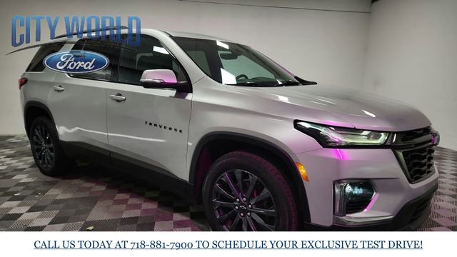 Used 2022 Chevrolet Traverse RS image 8