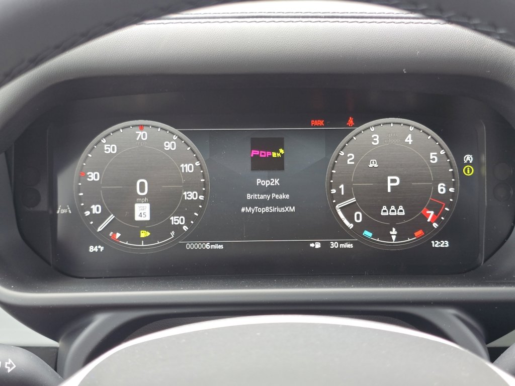 New 2025 Land Rover Defender 110 X-Dynamic SE image 36