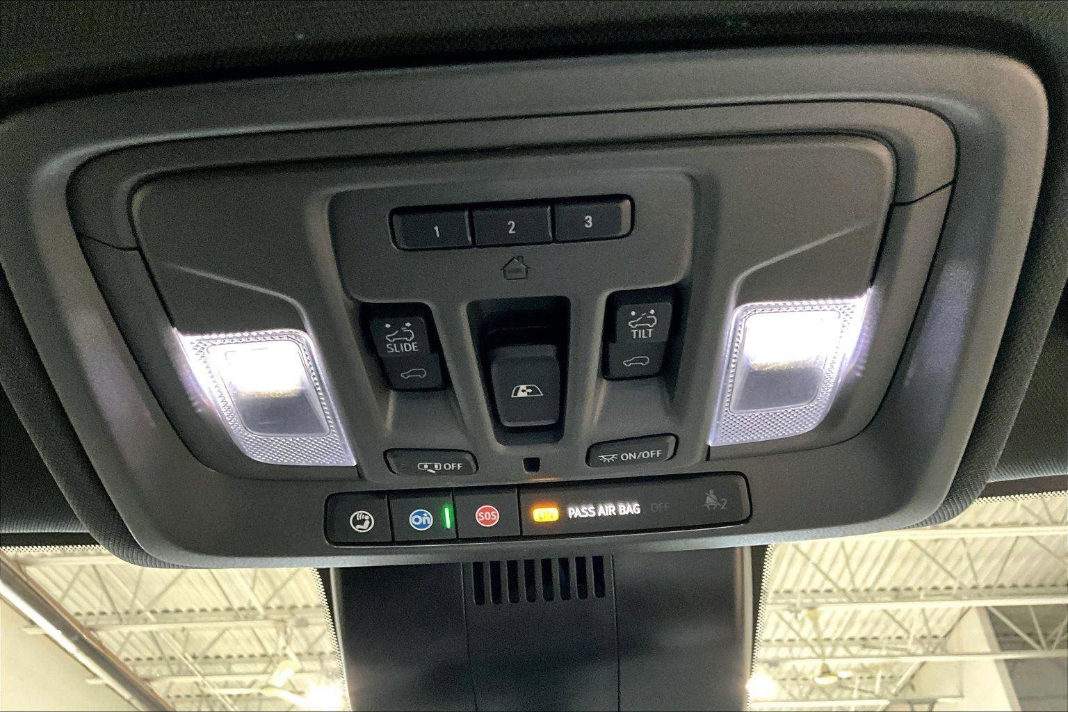 Used 2024 Chevrolet Silverado 2500 High Country w/ High Country Premium Package image 38