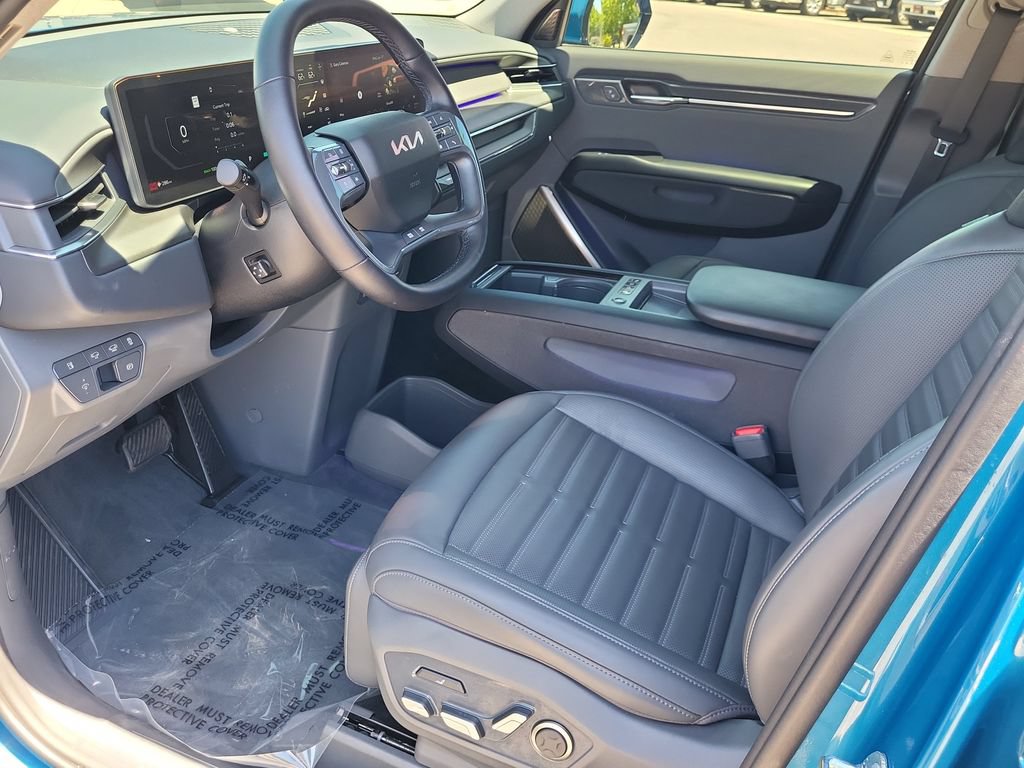 Used 2024 Kia EV9 Land AWD/4WD image 12