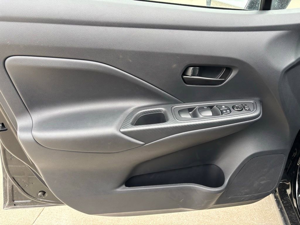Used 2025 Nissan Versa S w/ S Plus Package image 9