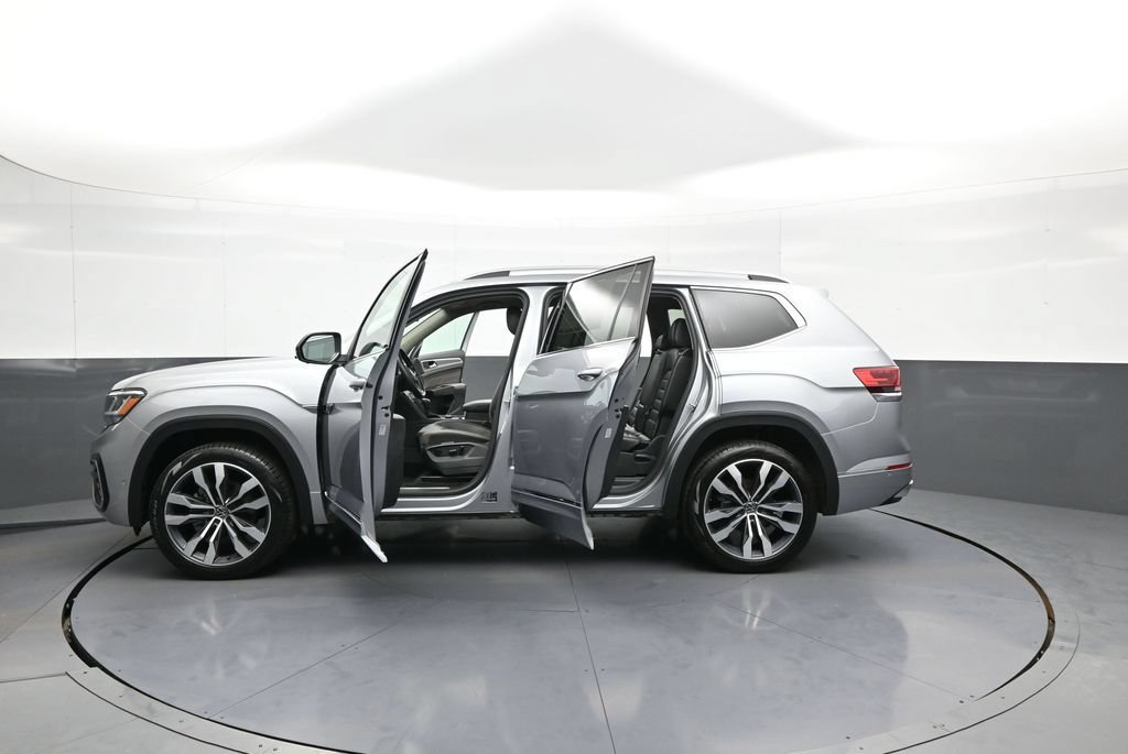 Used 2023 Volkswagen Atlas SEL Premium AWD/4WD image 45