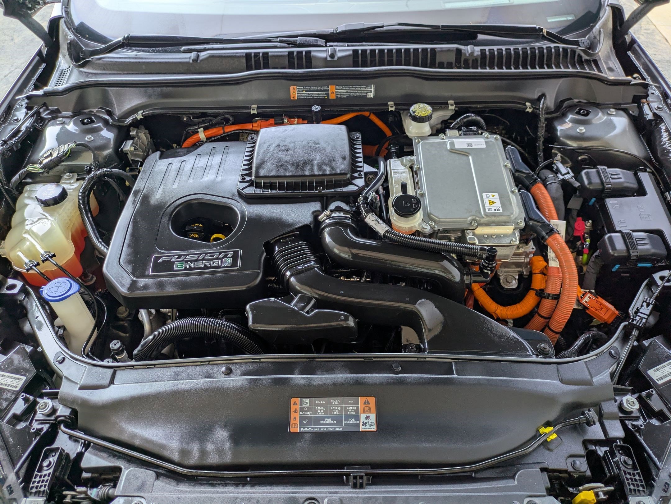 Used 2019 Ford Fusion Energi Titanium FWD image 29