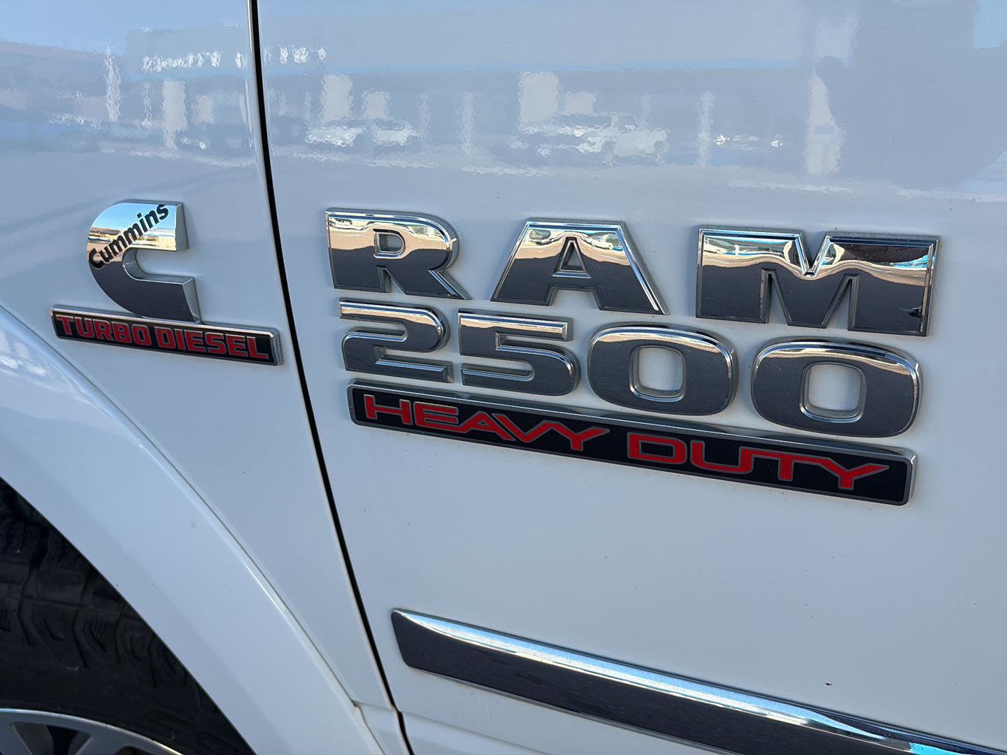 Used 2015 RAM 2500 Laramie w/ Protection Group image 8