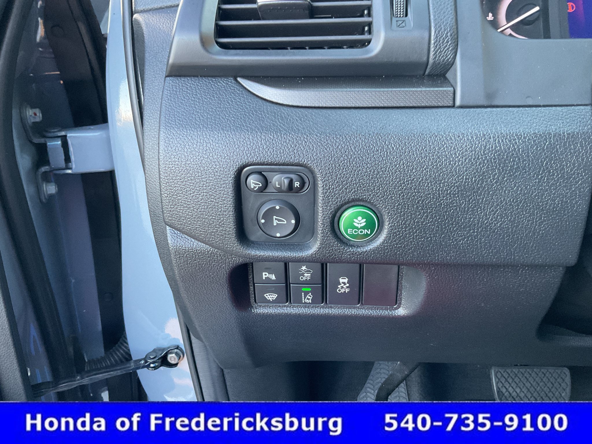 Certified 2024 Honda Passport TrailSport image 39