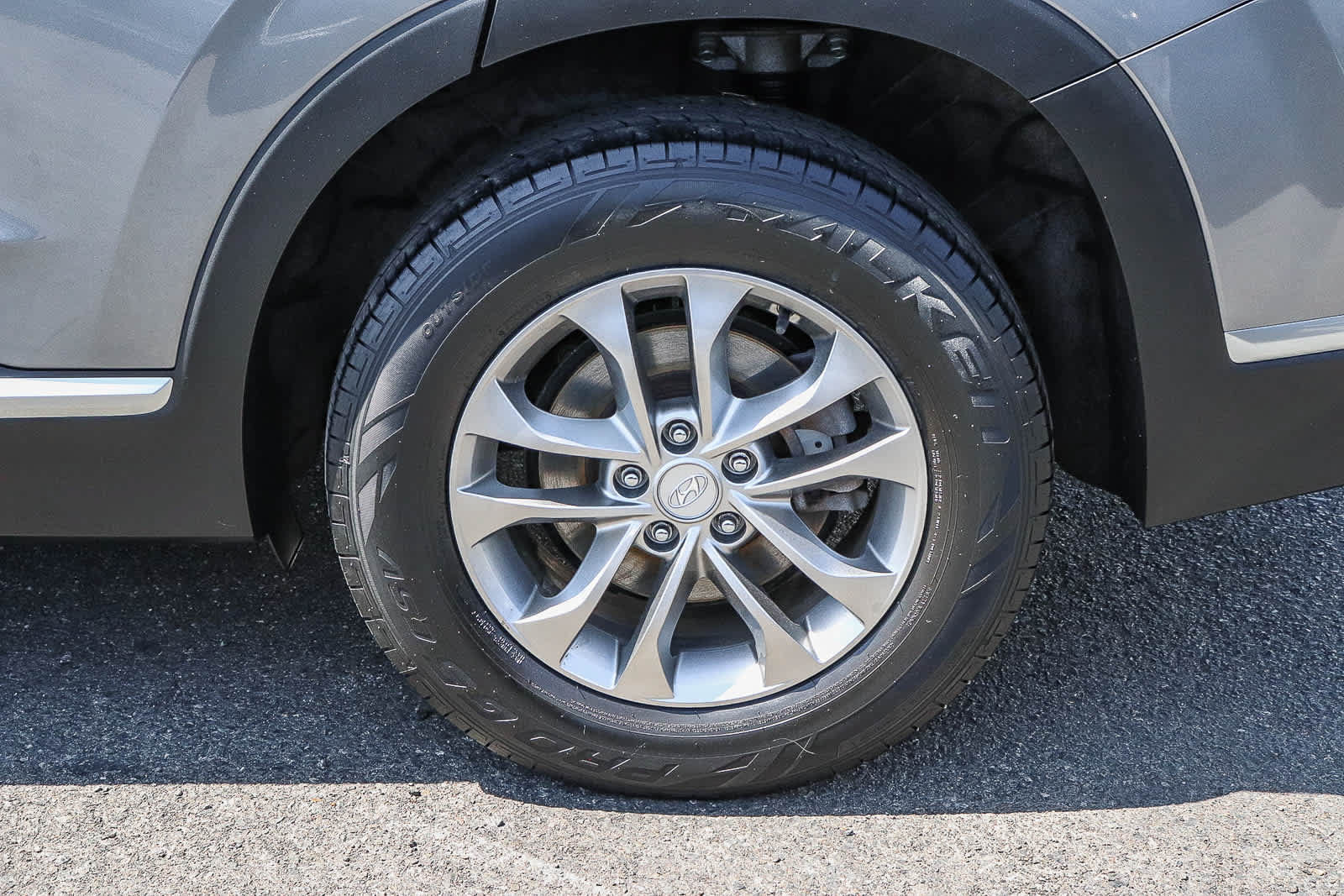 Used 2019 Hyundai Santa Fe SE AWD/4WD image 13