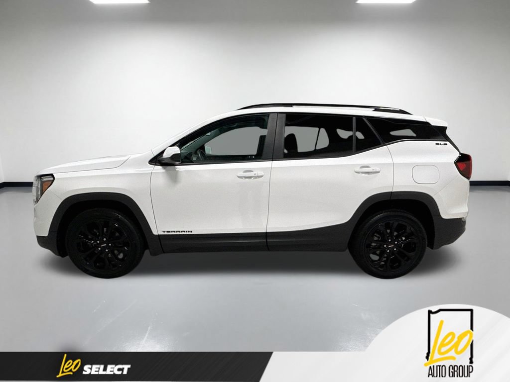 Used 2022 GMC Terrain SLE w/ GMC Pro Grade Package AWD/4WD image 10