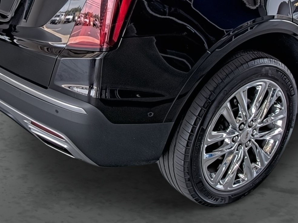 Used 2021 Cadillac XT5 Premium Luxury FWD image 13