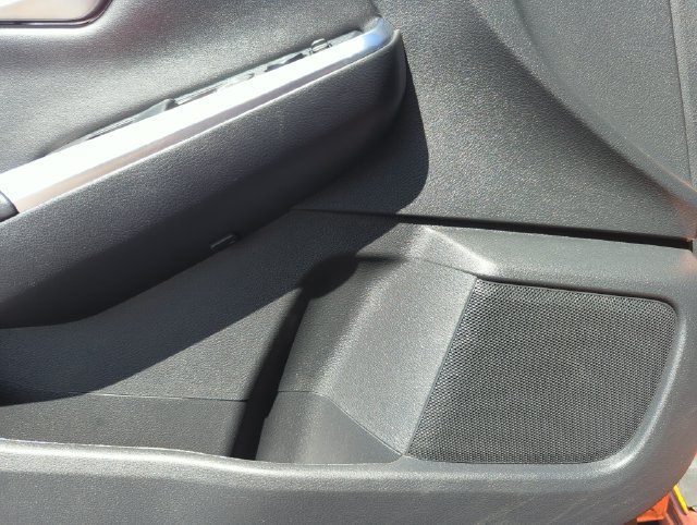 Certified 2024 Nissan Sentra SR FWD image 33