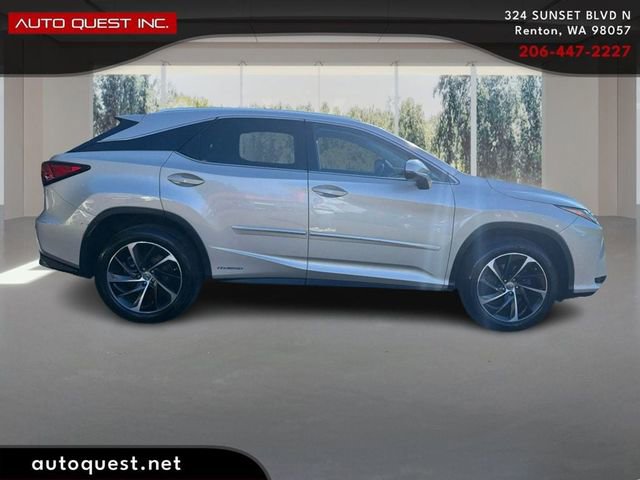 Used 2017 Lexus RX 450h AWD w/ Luxury Package image 4
