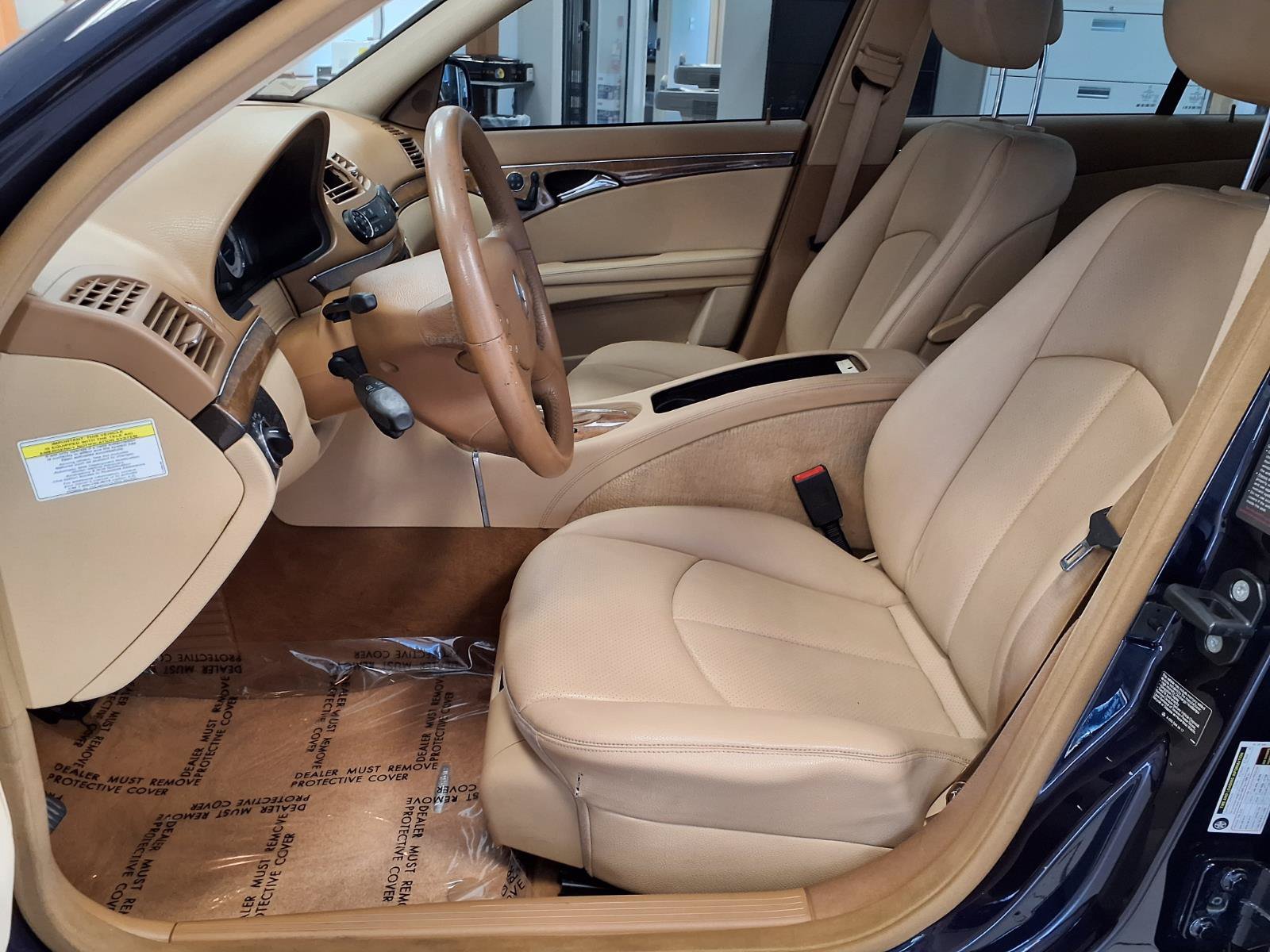 Used 2008 Mercedes-Benz E 350 Sedan image 17