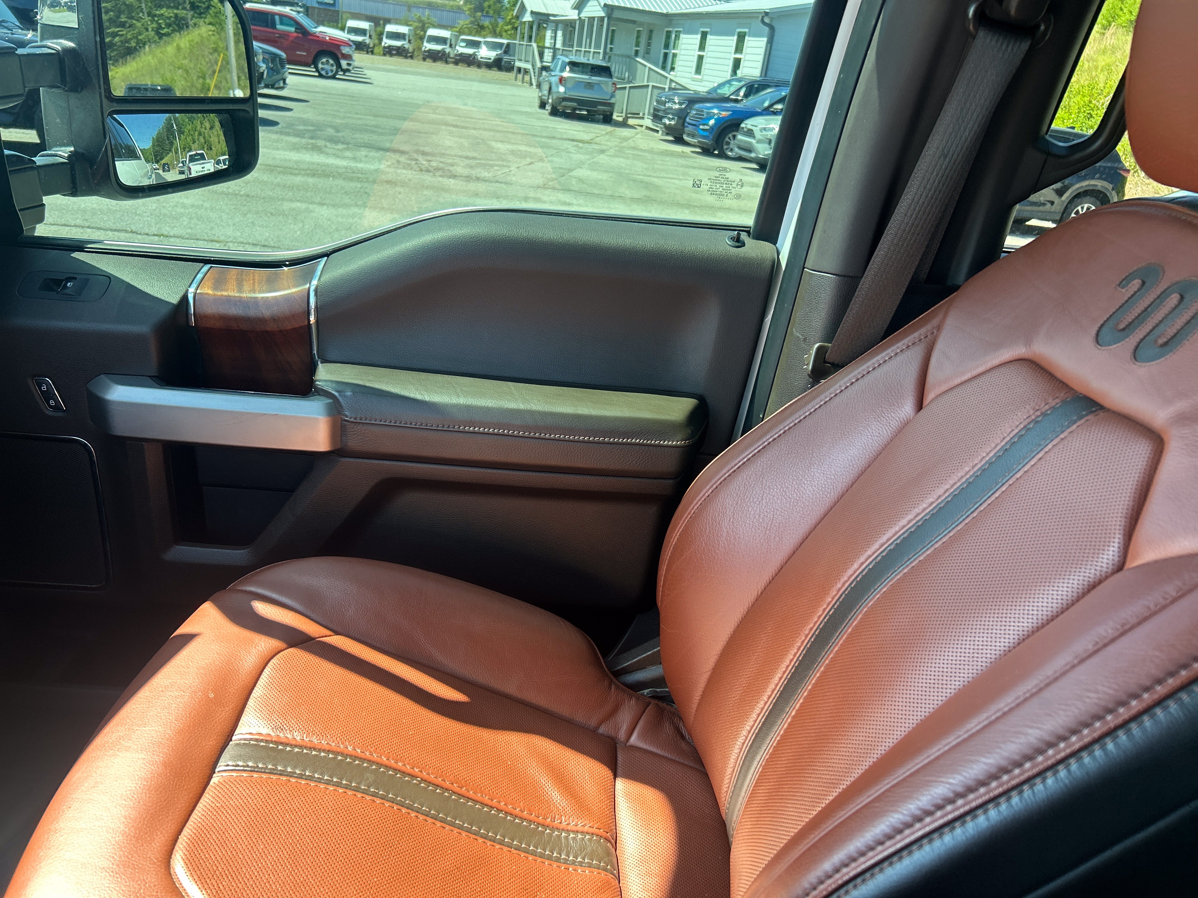 Used 2021 Ford F350 King Ranch w/ King Ranch Ultimate Package AWD/4WD image 30