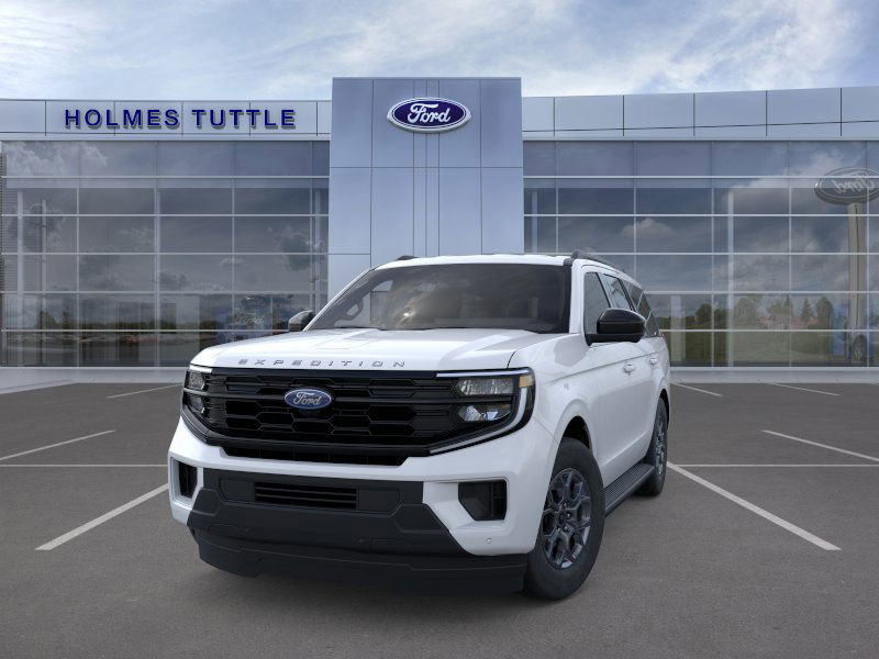 New 2025 Ford Expedition Active image 2