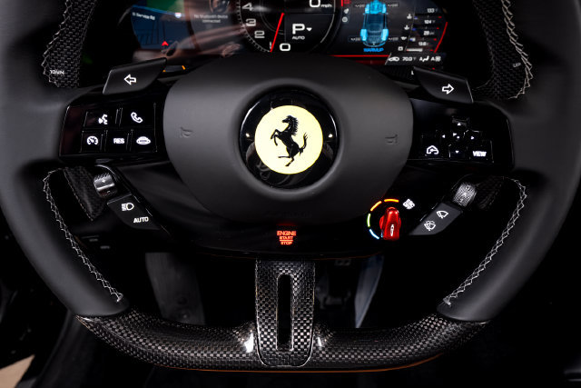 Certified 2026 Ferrari Roma Spider RWD image 38