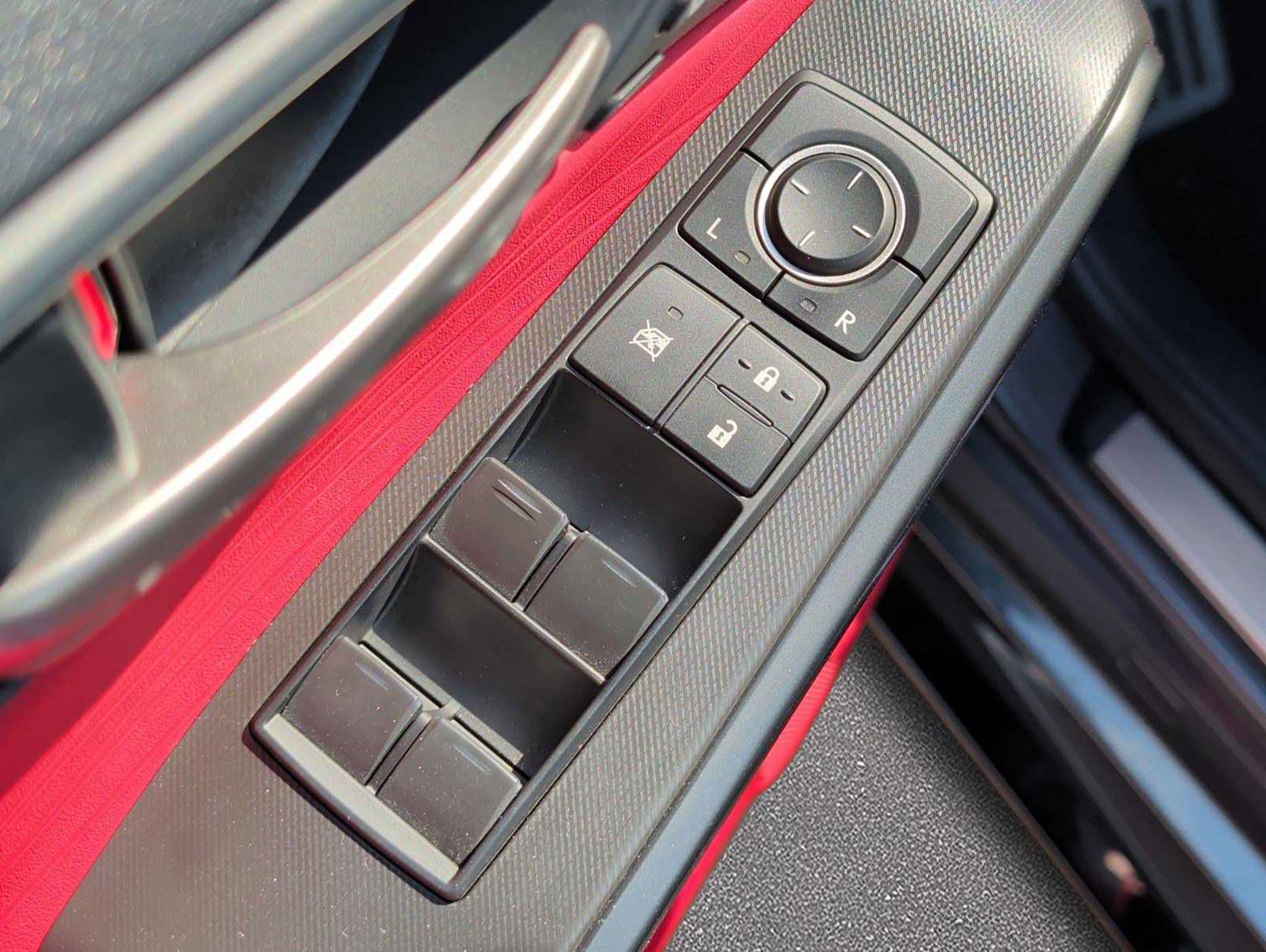 Certified 2023 Lexus IS 350 F Sport RWD image 9