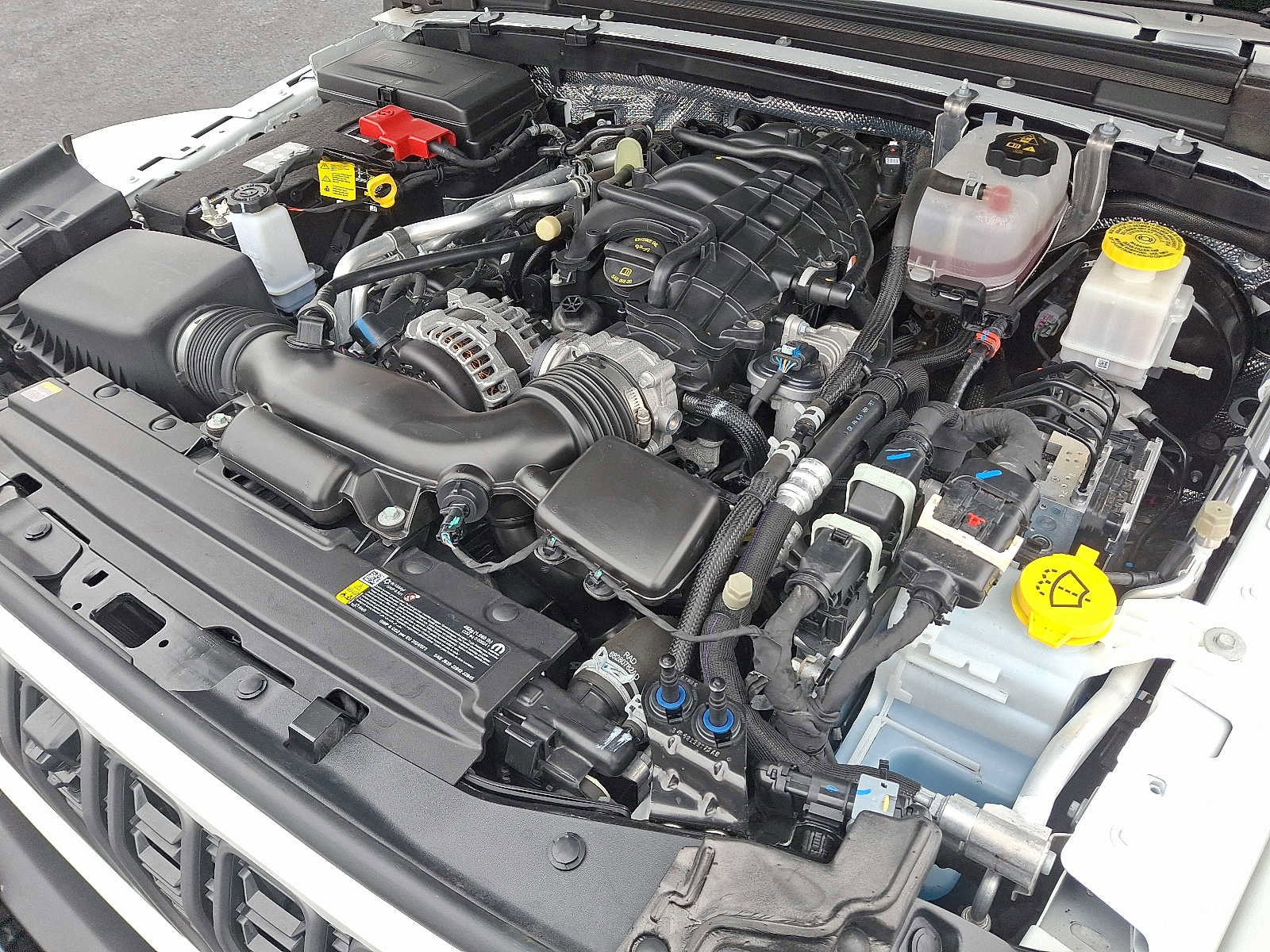 Used 2025 Jeep Gladiator Mojave AWD/4WD image 27