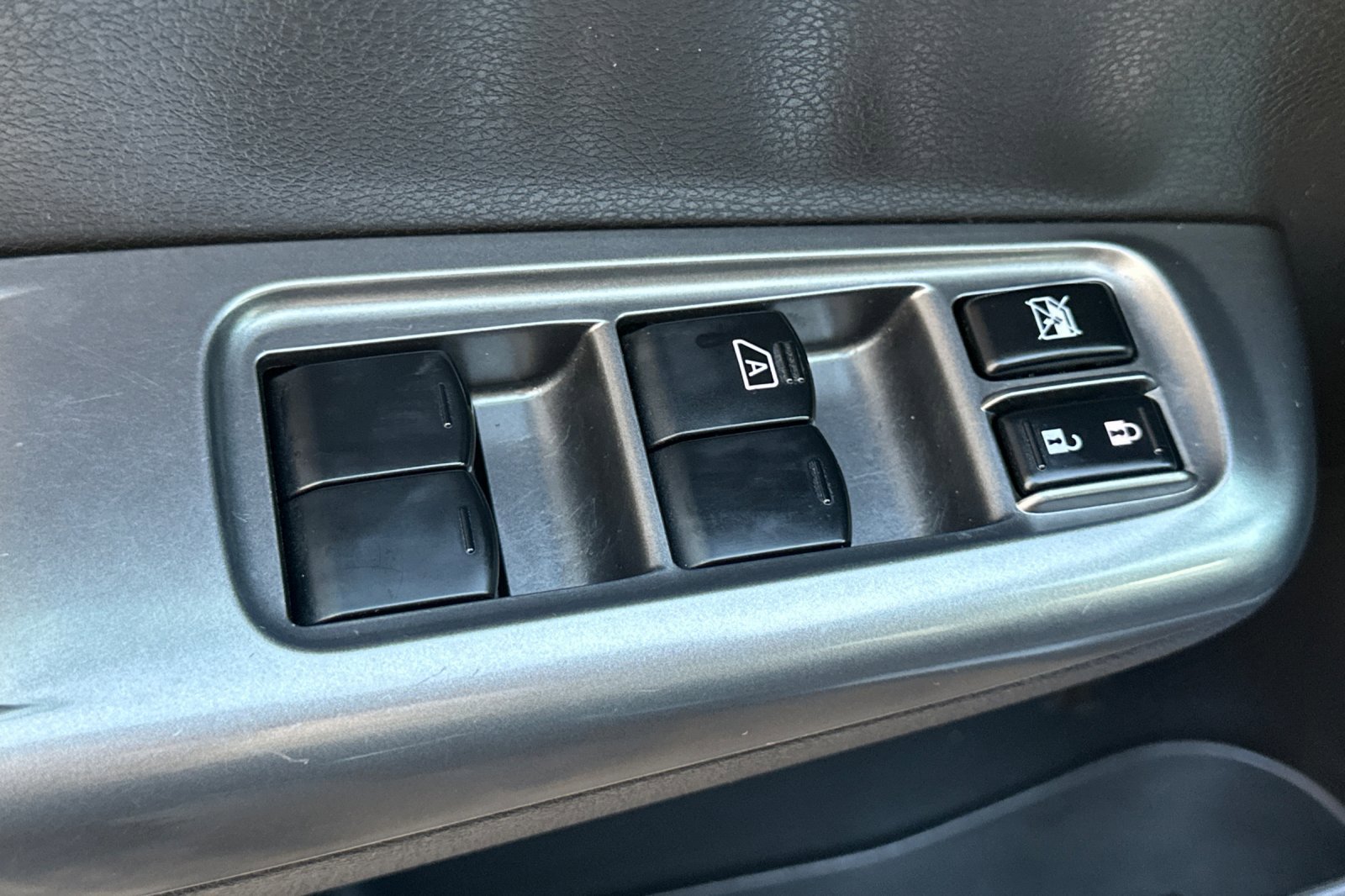 Used 2014 Subaru Impreza WRX Limited image 12