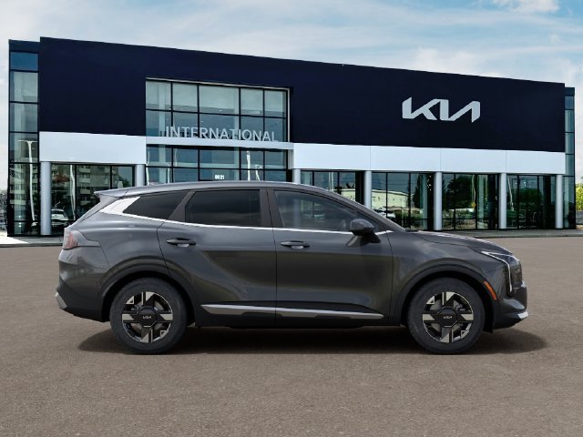 New 2026 Kia Sportage LX FWD image 7